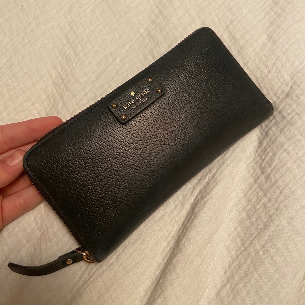 Black Kate spade wallet